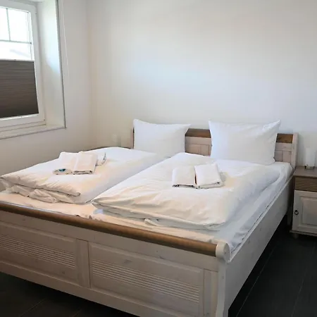 Hafenresidenz Lauterbach Fewo 5-5 Apartment