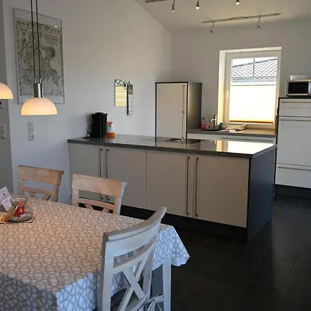 Hafenresidenz Lauterbach Fewo 5-5 *